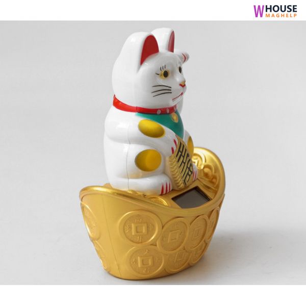 Solar Maneki Neko White