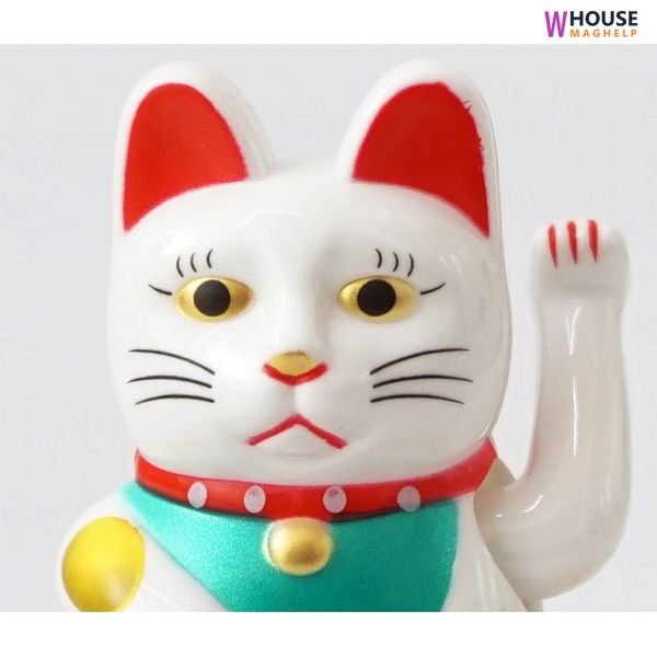 Solar Maneki Neko White