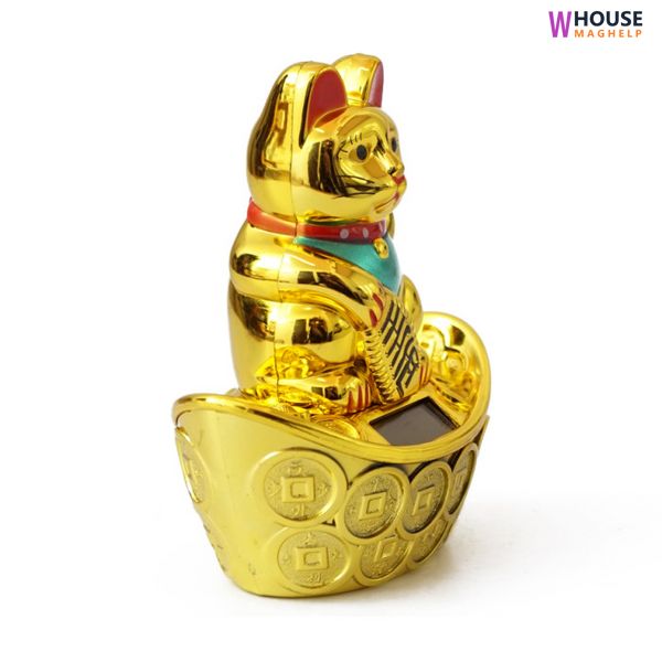 Solar Maneki Neko Gold