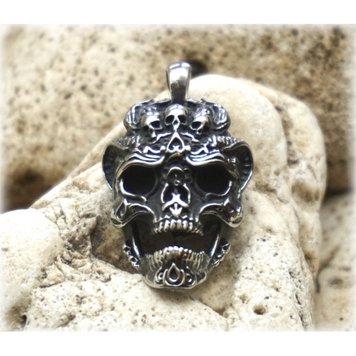 Amulet Skull No. 026